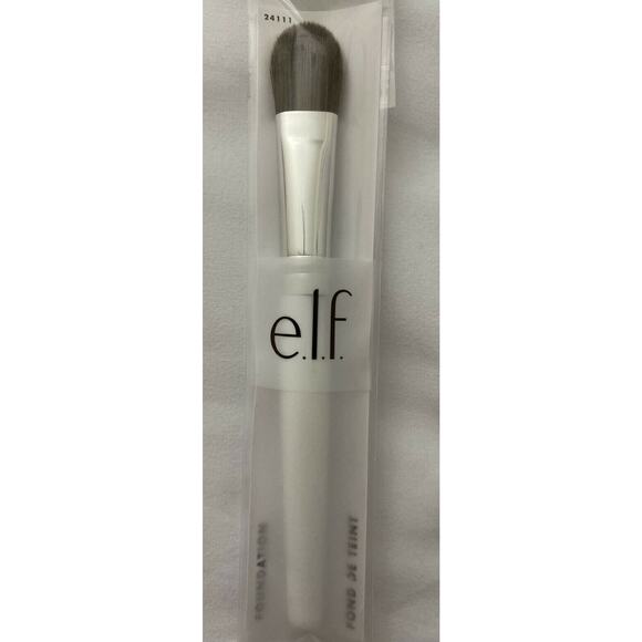 e.l.f. Foundation Brush Set of 2 Cruelty Free Vegan New in Box - Picture 2 of 8